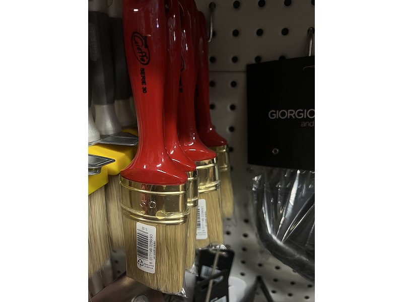 PENNELLO OVALE MANICO ROSSO