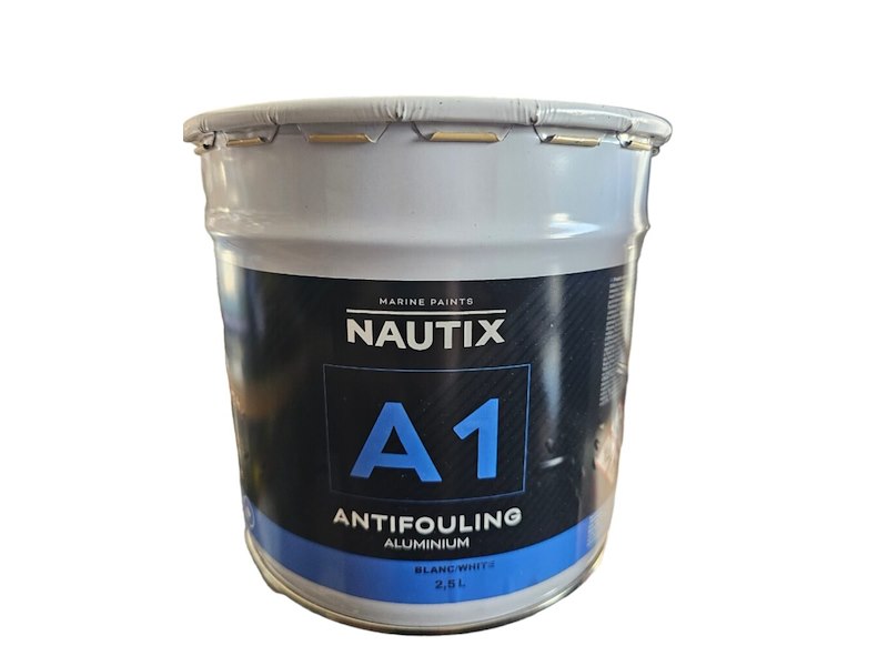 A1 UNIVERSALE NAUTIX 750ML